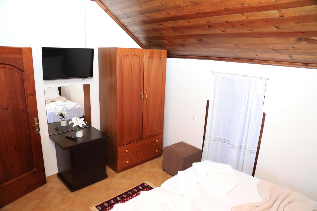 --Hotel Deal-- Rooms With Castle View Krujë Exterior foto