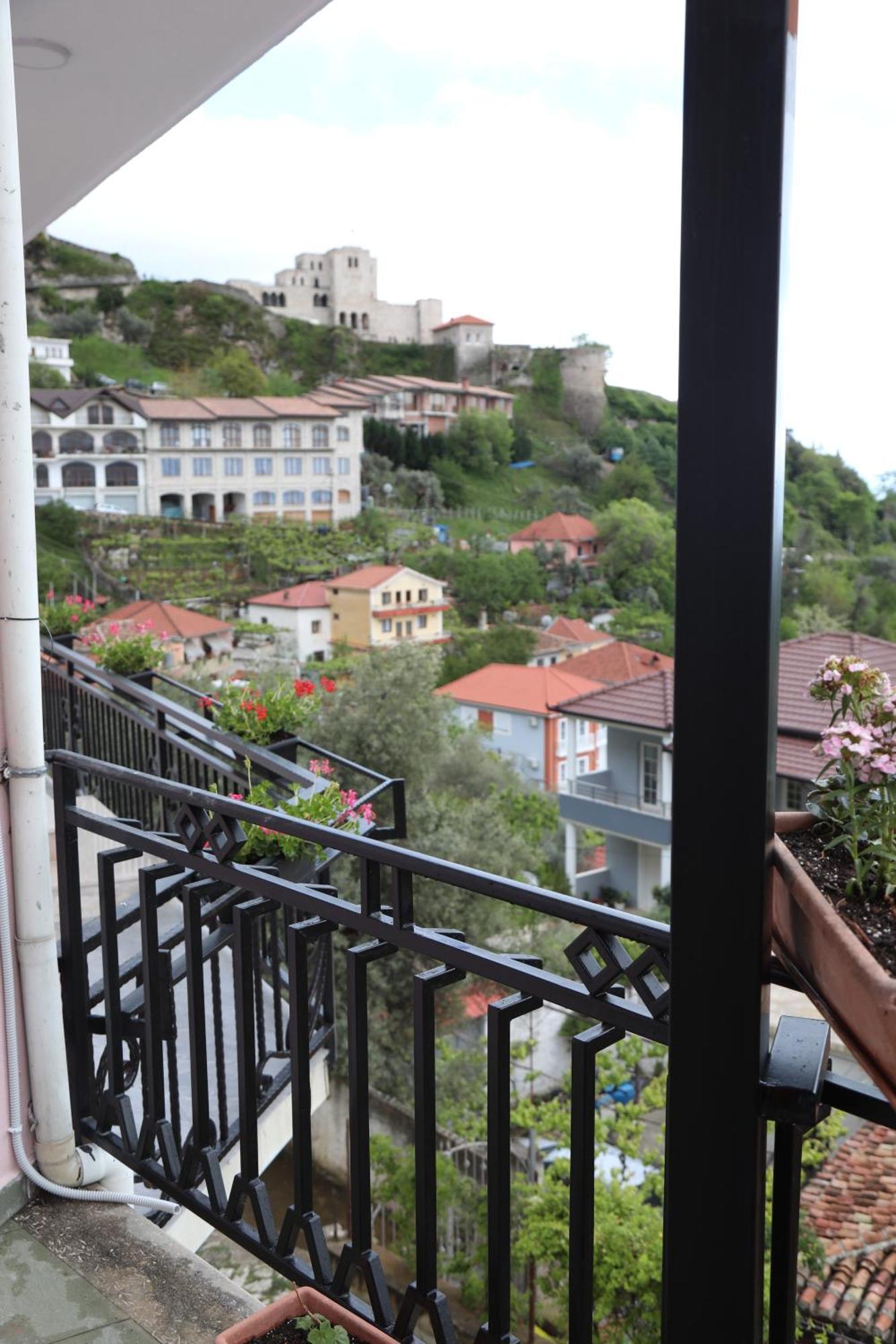 --Hotel Deal-- Rooms With Castle View Krujë Exterior foto