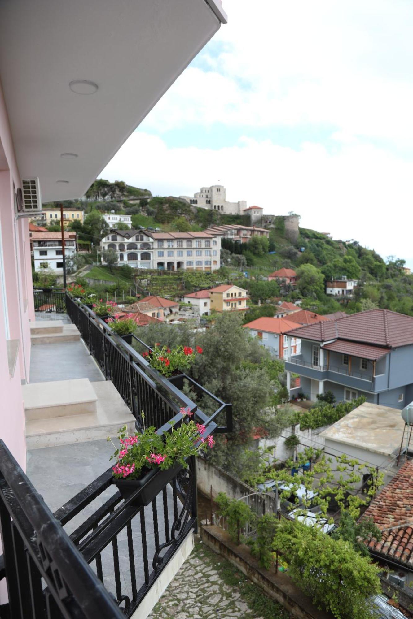 --Hotel Deal-- Rooms With Castle View Krujë Exterior foto