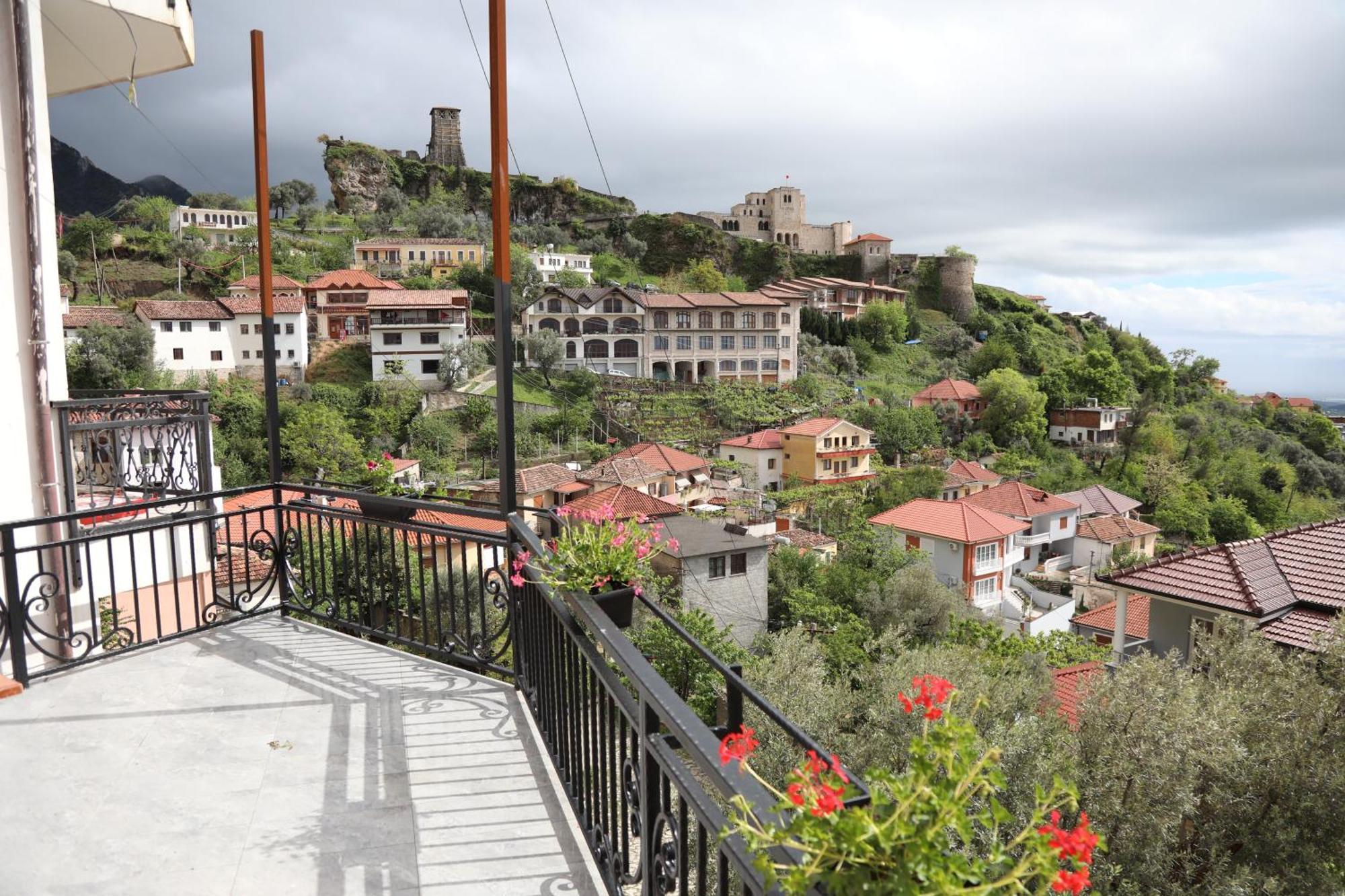 --Hotel Deal-- Rooms With Castle View Krujë Exterior foto