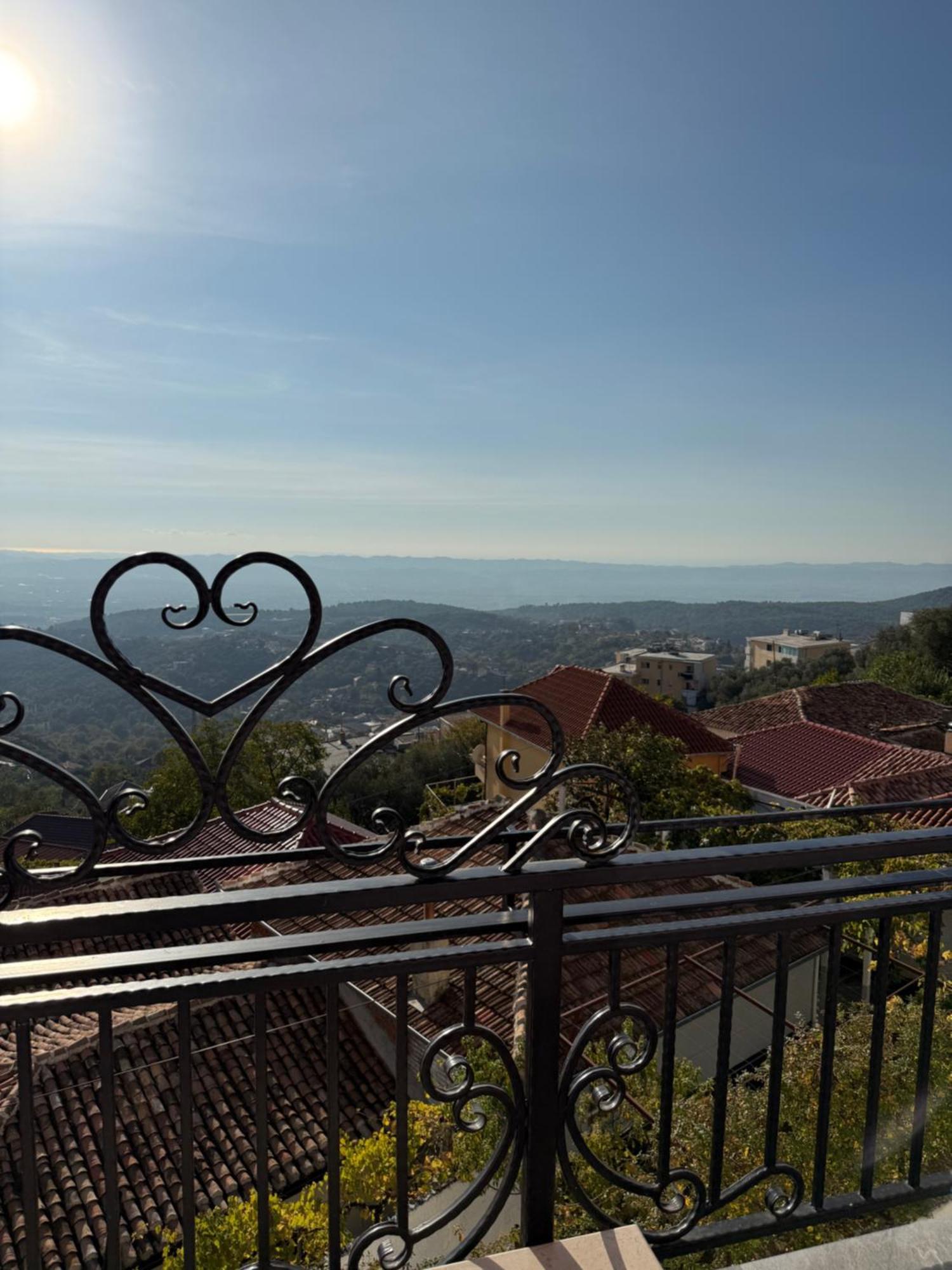 --Hotel Deal-- Rooms With Castle View Krujë Exterior foto