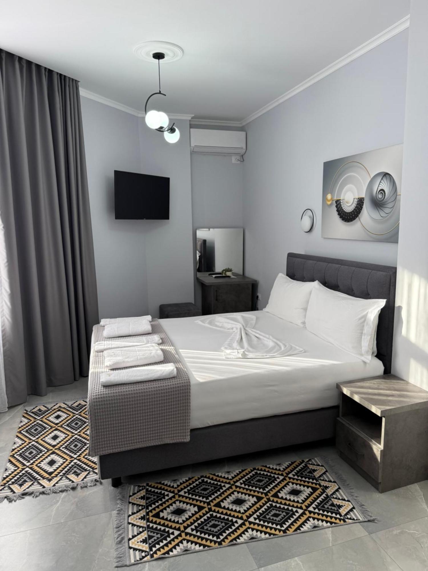 --Hotel Deal-- Rooms With Castle View Krujë Exterior foto